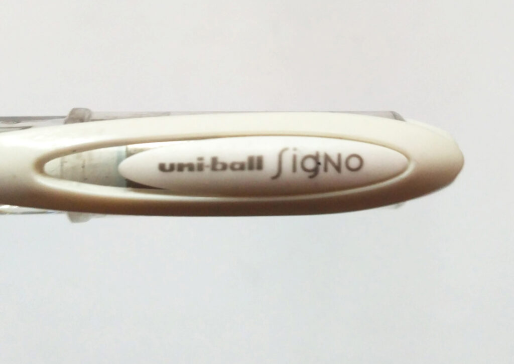 uni ball signo white gel pen